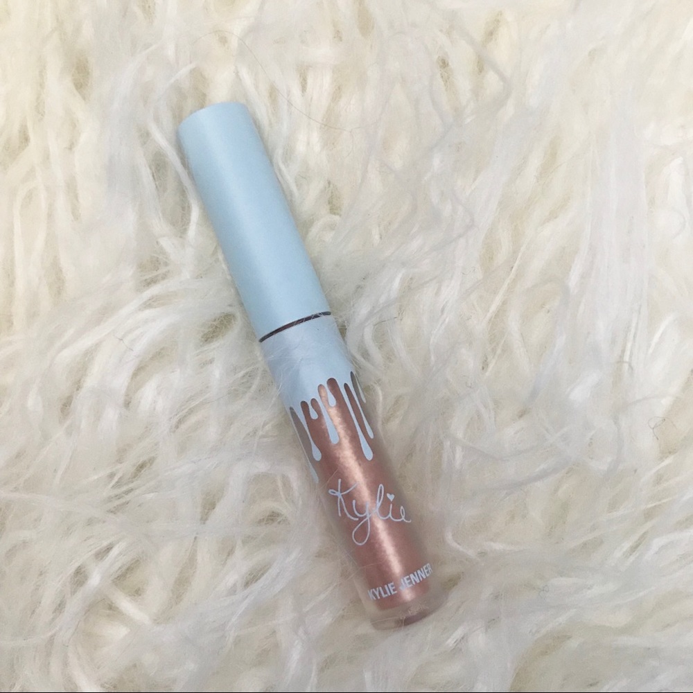 Kylie Jenner snowball metal, mini lipstick